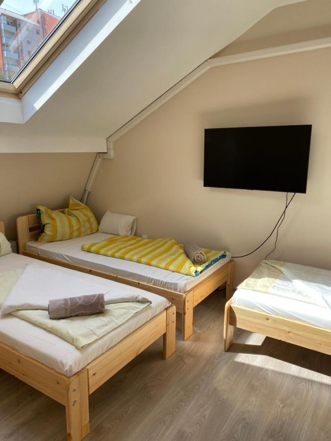 Kiskakas Etterem Hotel ซาลาแอแกร์แซค ภายนอก รูปภาพ